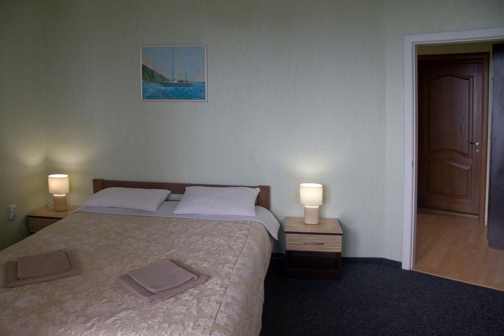 Pik Hotel Dragobrat Phòng bức ảnh