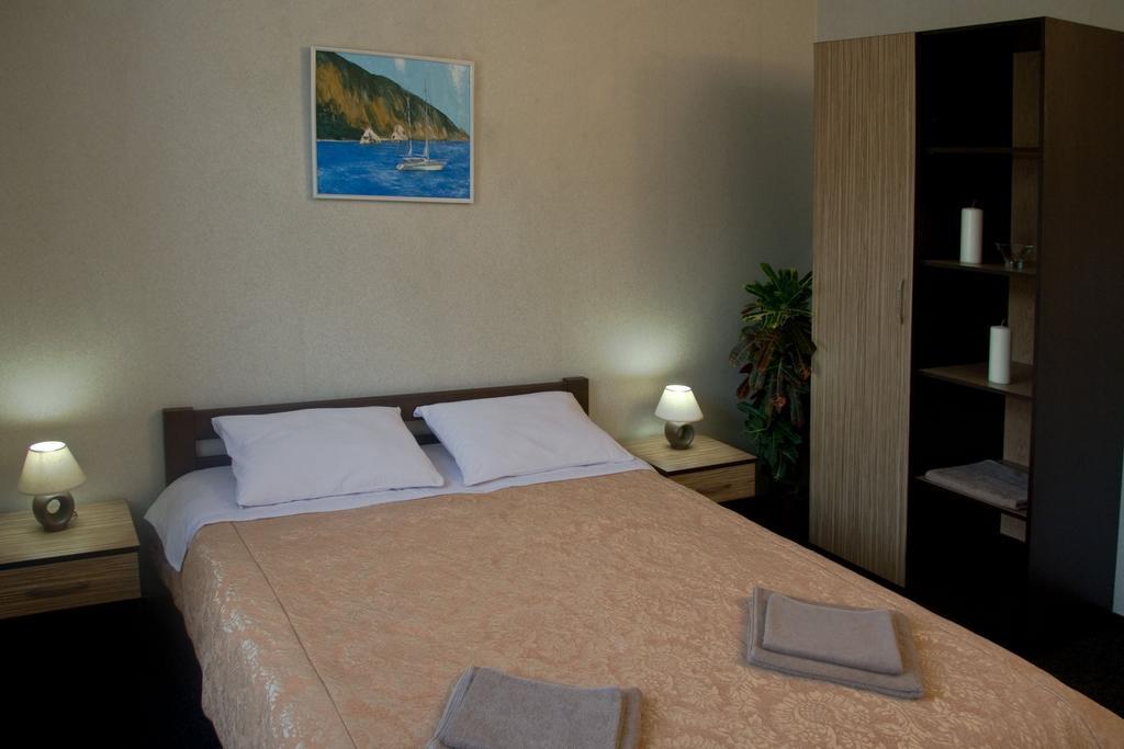 Pik Hotel Dragobrat Phòng bức ảnh